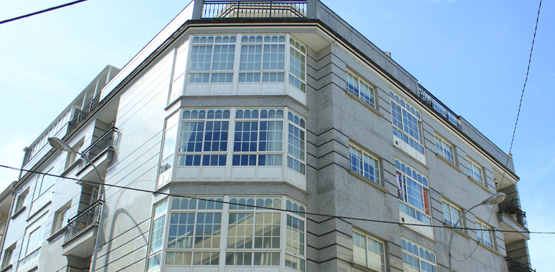 Building in Travesía América – Calle Forcarei Nº 13
