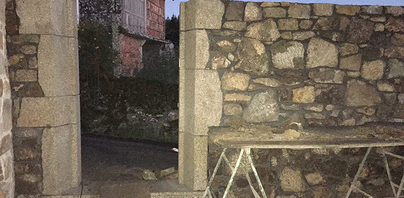 Stone wall rehabilitation
