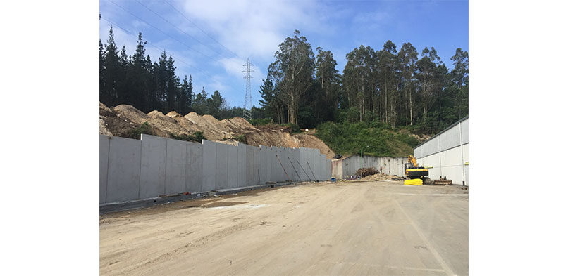 Retaining wall Martínez Otero Contract